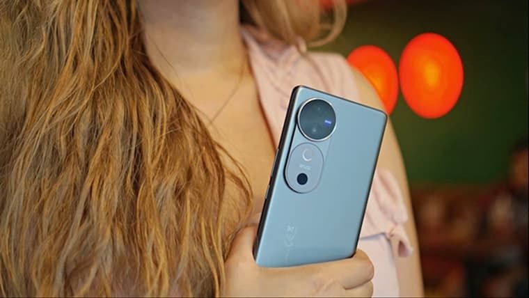 Vivo V40 5G Review